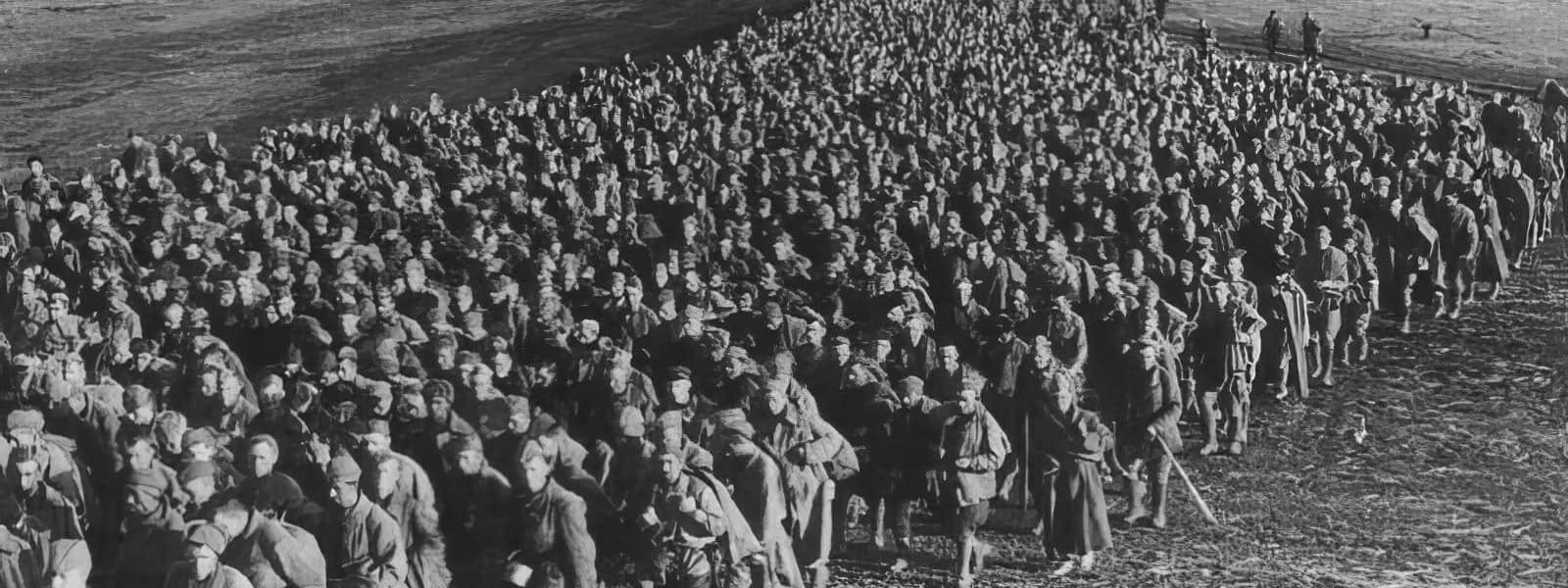 Deutsche Kriegsgefangene im Gefangenenlager Nonant le Pin, 1944