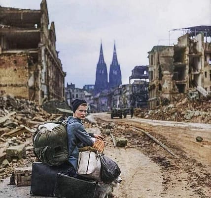 Hochseil-Zirkusartisten am Heumarkt, Köln, 1946