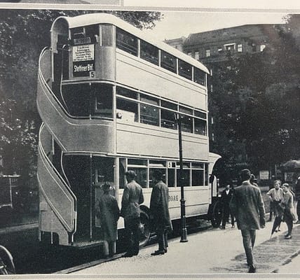 Dreistöckiger Bus in Berlin, Deutschland, 1926
