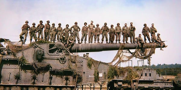 Historische Fotos des Nazi-Gustav-Gewehrs, des größten jemals gebauten Gewehrs