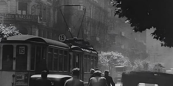 Faszinierende Vintage-Fotografien halten den Alltag im Ost-Berlin der 1970er und 1980er Jahre fest